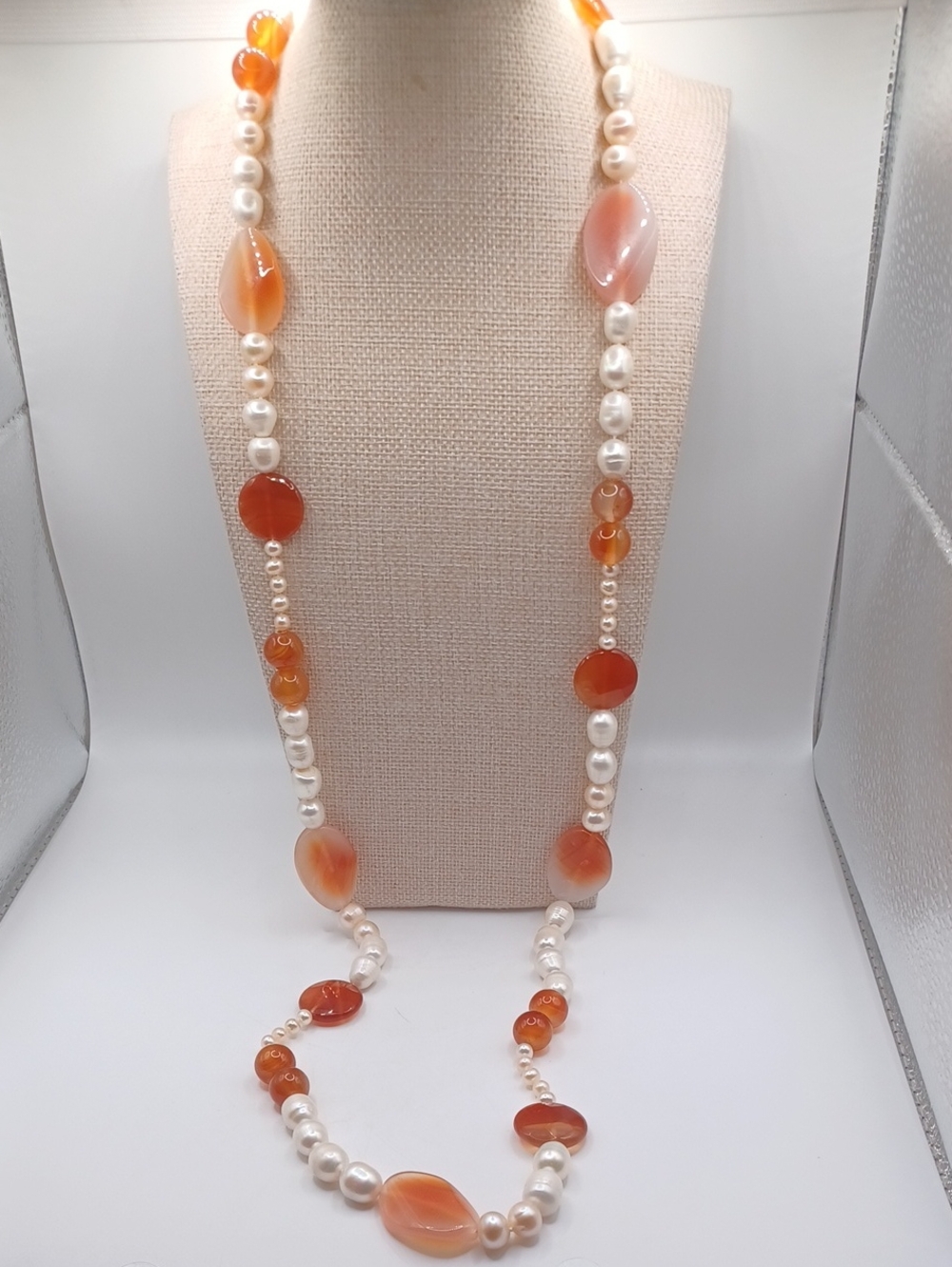 Alexander Kalifano Cultured Pearl and Carnelian Bead Necklace - Picture 5 of 6